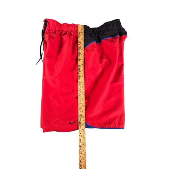 Nike Swim Shorts Men's XL Red Black Blue Lined Drawstring Trunks Quick Dry - Picture 7 of 10
